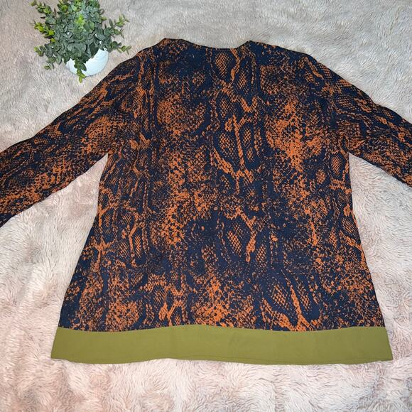 Cabi Snake Skin Animal Print Surplice Wrap Front Blouse Size: Medium - Picture 10 of 11